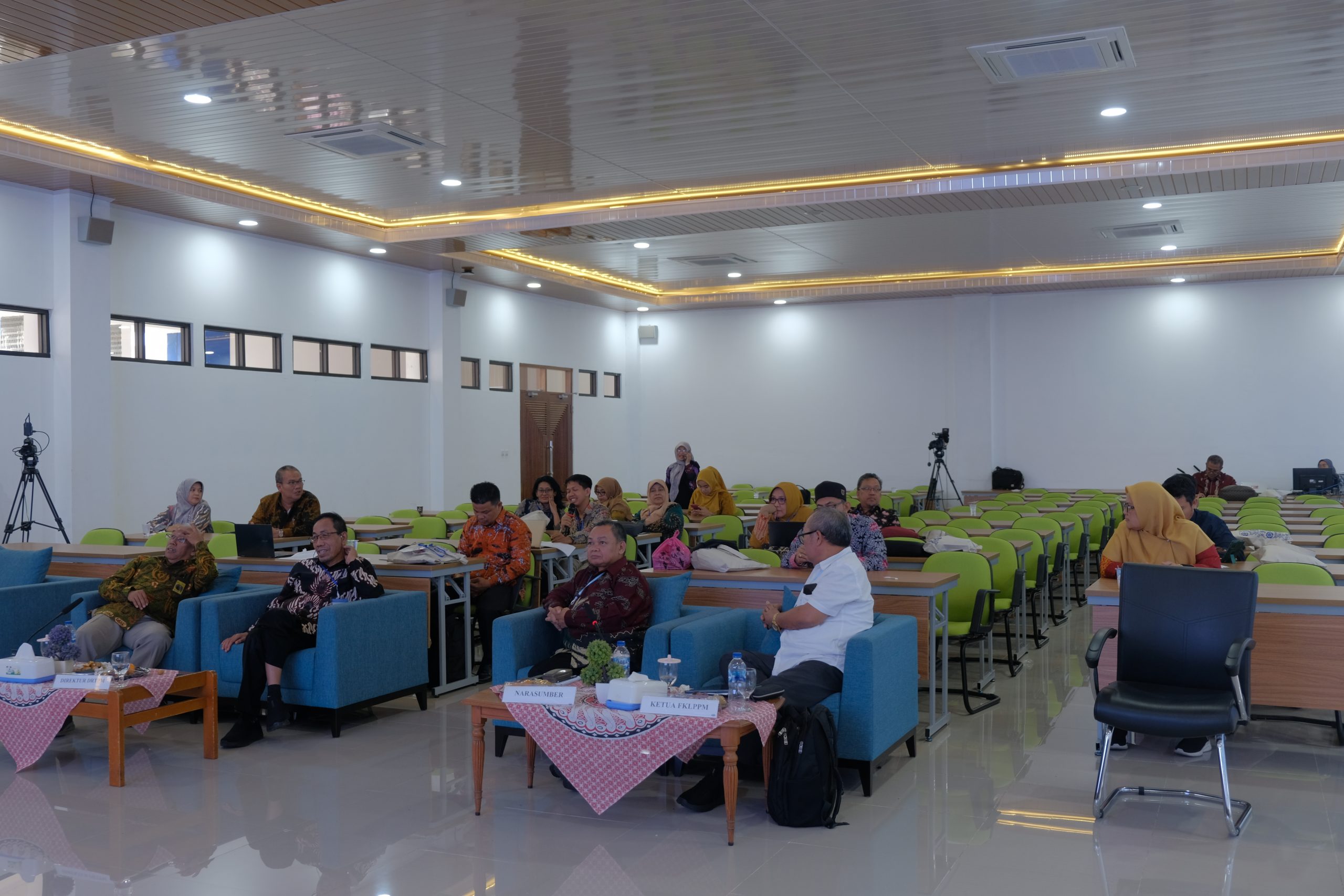 Rapat Koordinasi Forum Ketua Lembaga Penelitian Dan Pengabdian Kepada ...